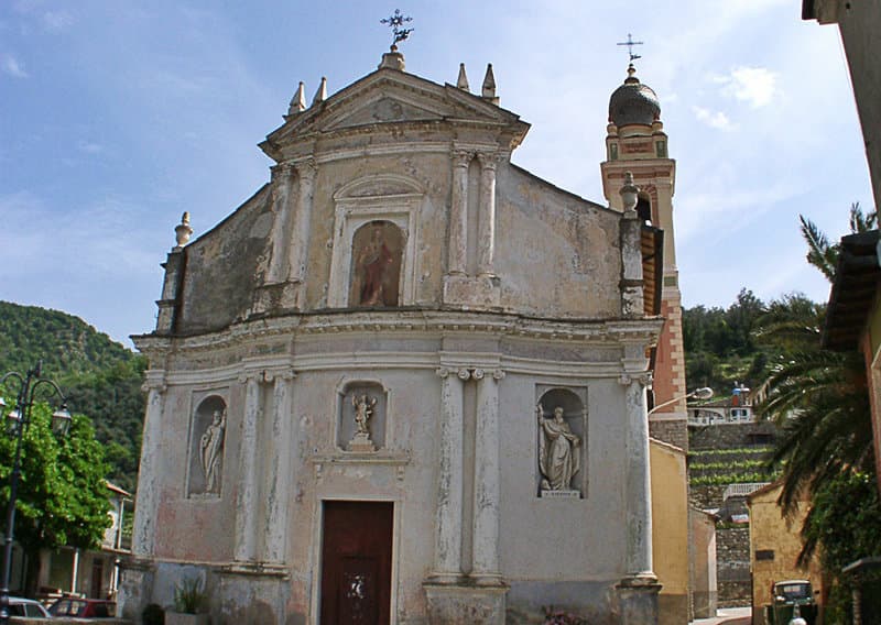 De kerk van Santo Stefano in Chiusanico