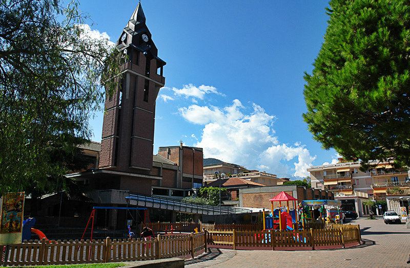 Het mooie centrum van de stad met een kerk in Andora
