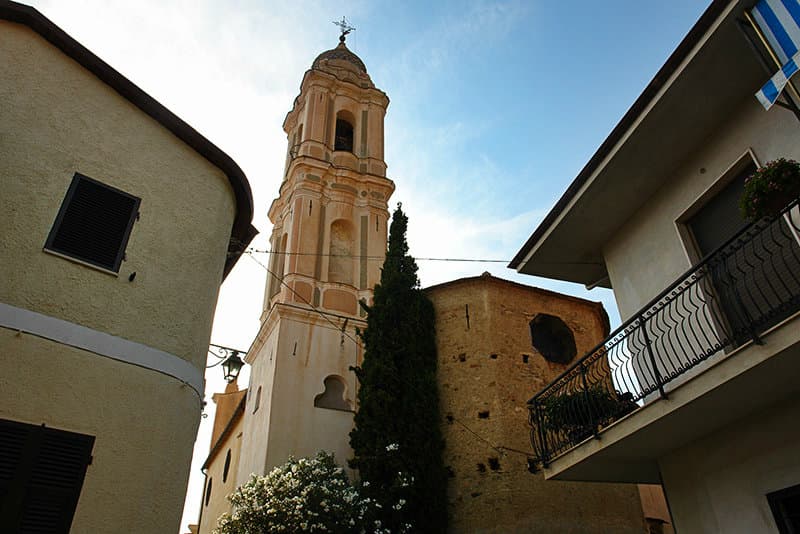 Een mooie kerk in Riva Ligure