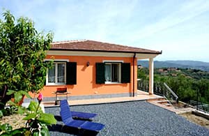 Detached holiday home with a dog and close to the beach in Liguria