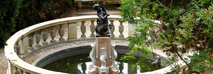 A fountain in the Hanbury Gardens