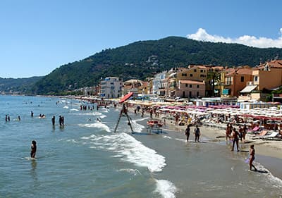 Strand in Alassio, Liguria